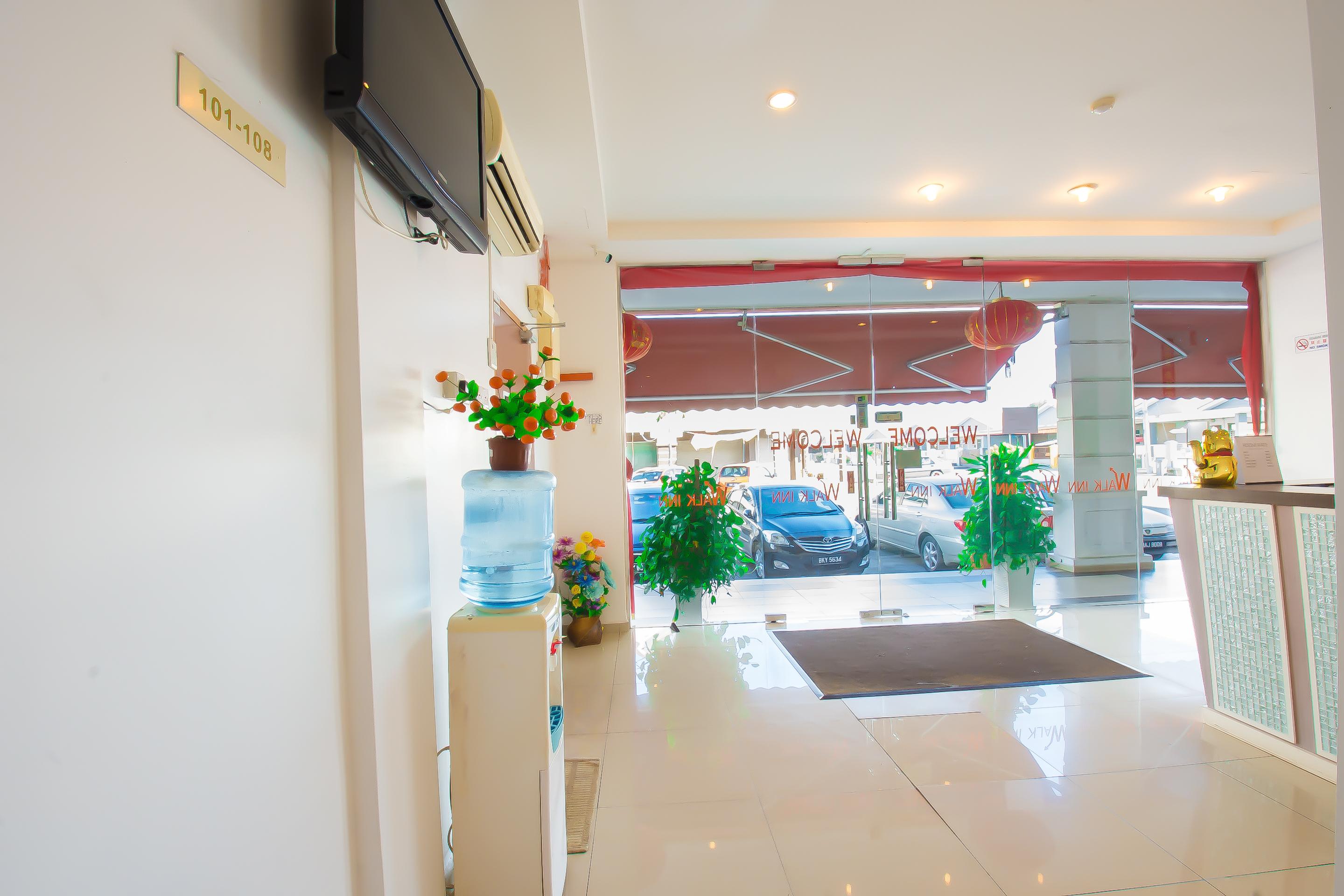 OYO 582 Hotel Walk Inn Kampong Pasir Puteh  Buitenkant foto