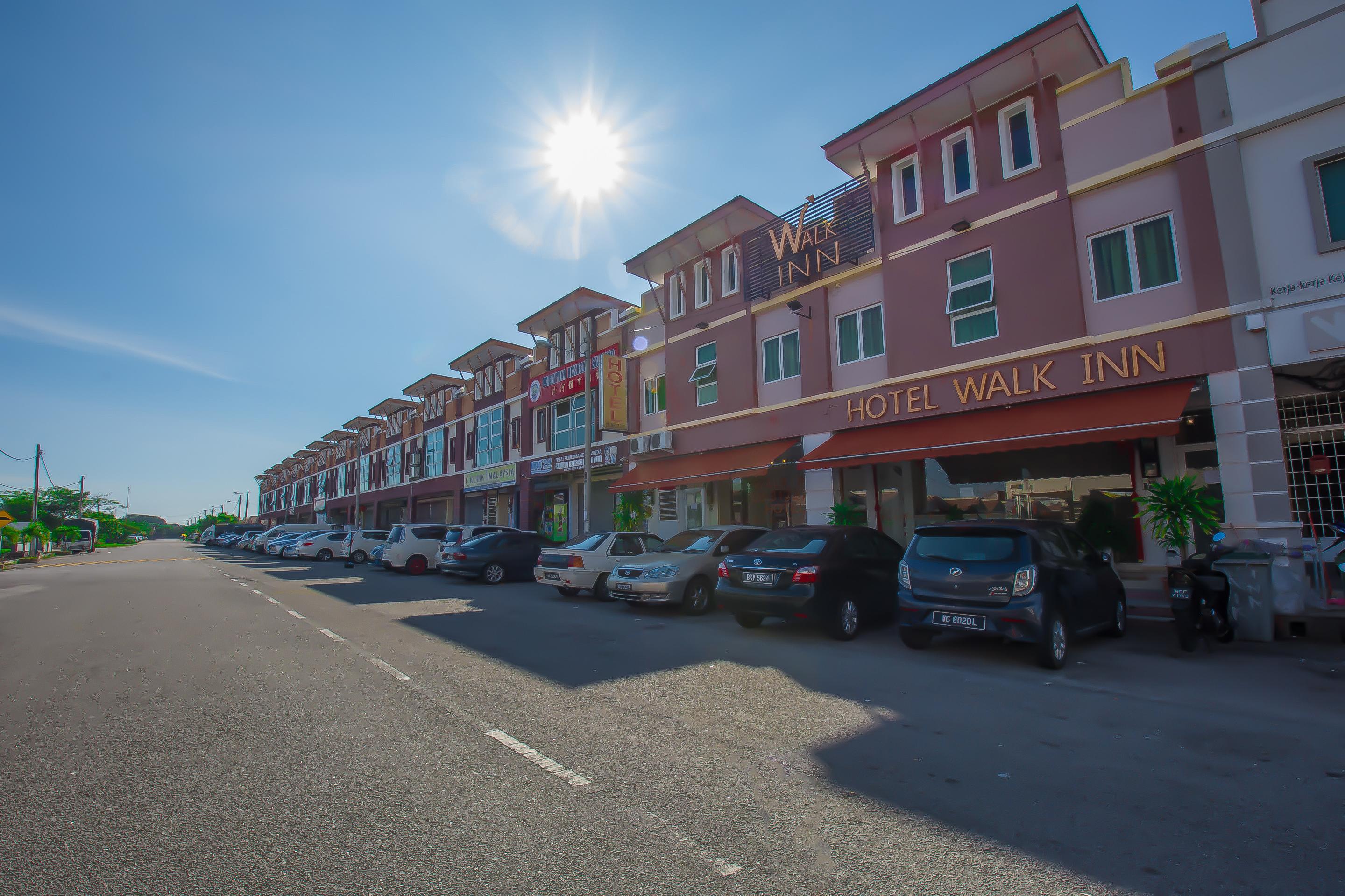 OYO 582 Hotel Walk Inn Kampong Pasir Puteh  Buitenkant foto