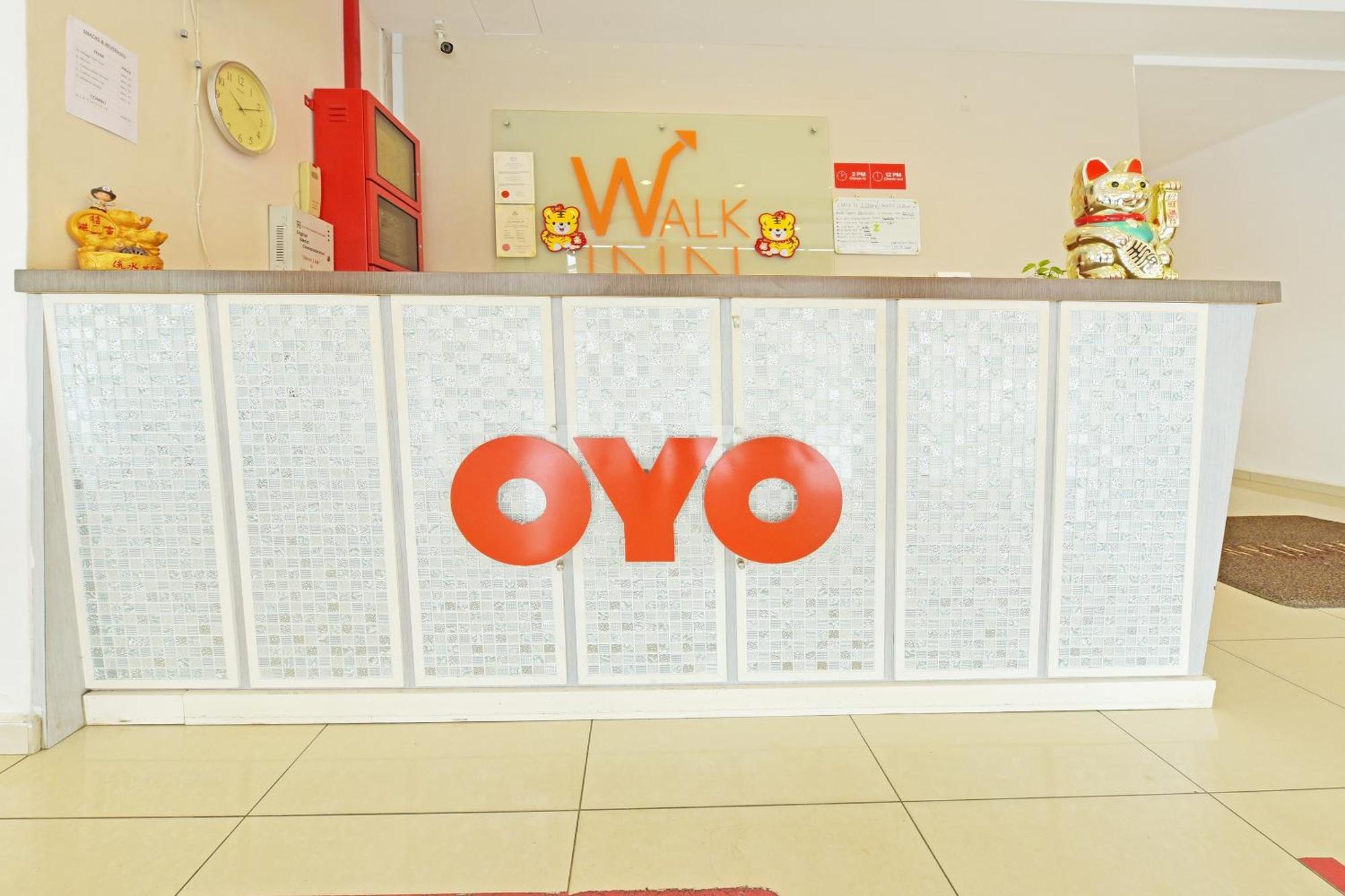 OYO 582 Hotel Walk Inn Kampong Pasir Puteh  Buitenkant foto