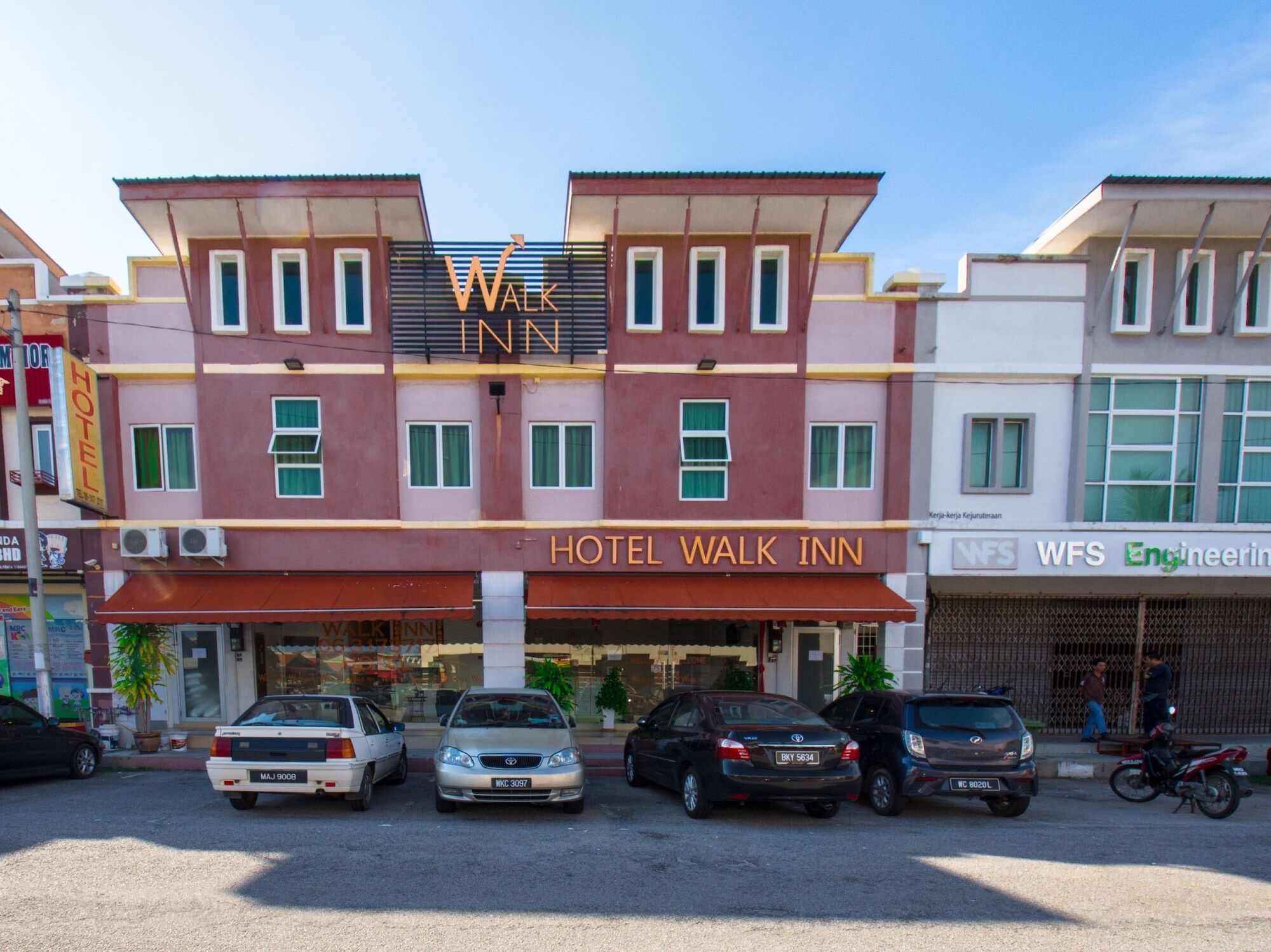 OYO 582 Hotel Walk Inn Kampong Pasir Puteh  Buitenkant foto